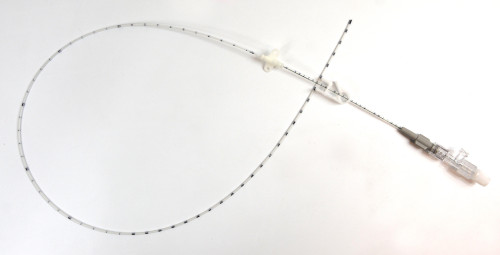 Lifecath PICC with peelable cannula